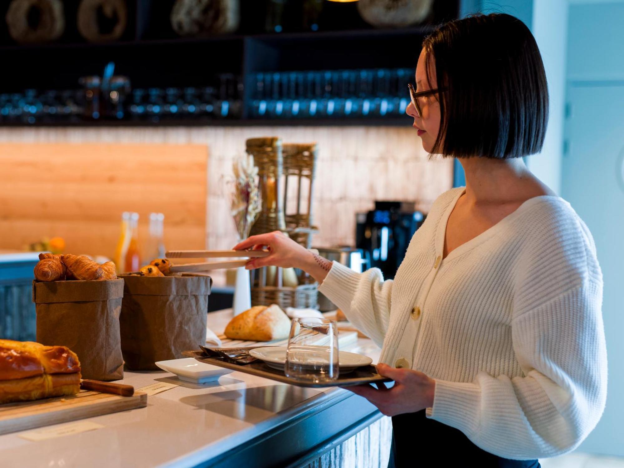 Cit'Hotel Le Relais Du Boisniard Chambretaud Ngoại thất bức ảnh